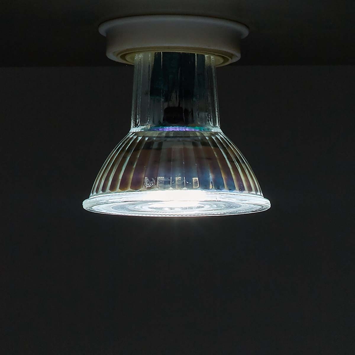 Nedis SmartLife Wi-Fi LED-lamp - GU10 fitting / warm-wit tot koud-wit - Afbeelding 5